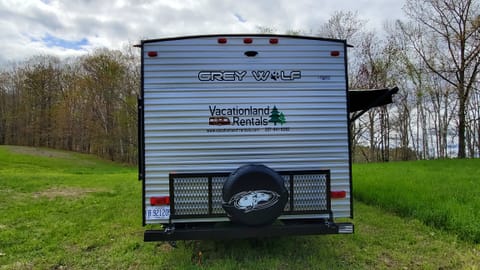 2020 Grey Wolf 29BH Towable trailer in Vassalboro