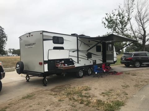 Tun's family **ONLY FOR FULL HOOKUP CAMPGROUNDS** Towable trailer in Carson