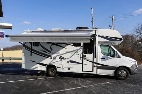 2020  Mercedes Benz - Get in and Go! Drivable vehicle in Chester Springs