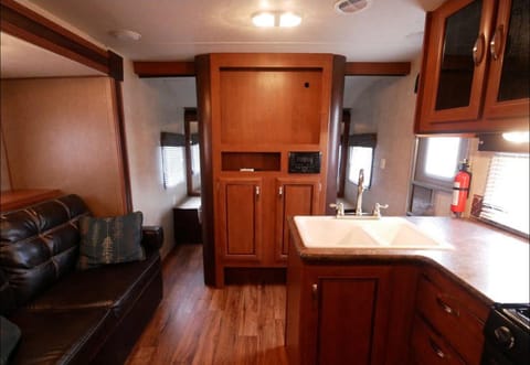 2014 Salem Carri-lite Travel Trailer Drivable vehicle in Ankeny