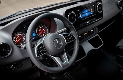 2020 Winnebago Vita Mercedes Diesel 19 MPG - RV 7 Veicolo da guidare in Concord