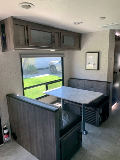2019 Forest River Coachmen 300 BHS Towable trailer in Temecula