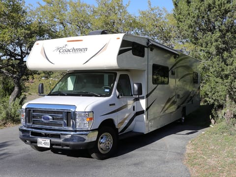 2018 Coachmen RV Freelander 31BH Ford 450 (Low Deposit) San Antonio, TX Drivable vehicle in Boerne