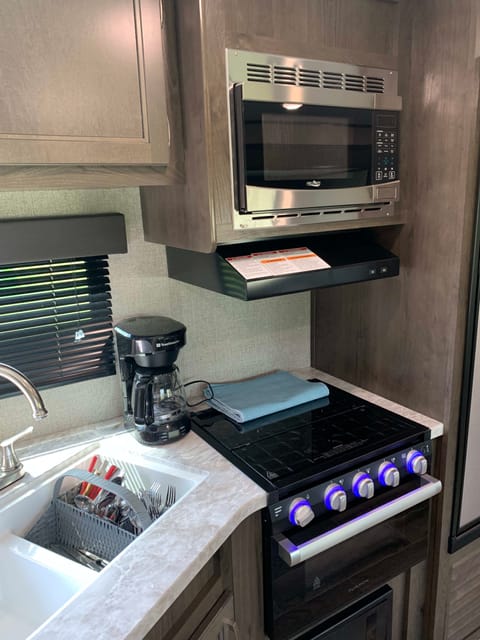 2021 Jayco Jay Flight slx Towable trailer in Poinciana