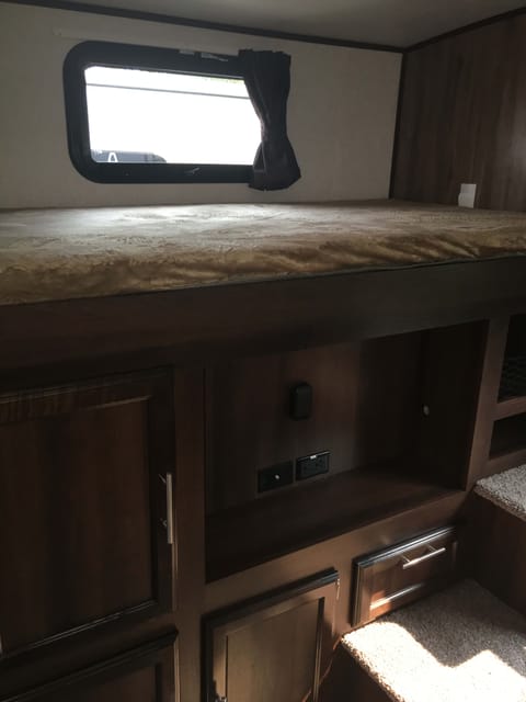 2018 Jayco 31 foot bunkhouse trailer Towable trailer in Sammamish