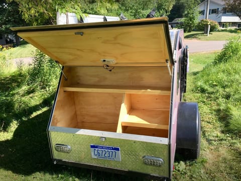 Great Little Camper Towable trailer in L Anse