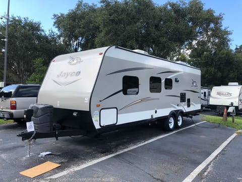 2016 Jayco Jay Flight BH26 Towable trailer in Spring Hill