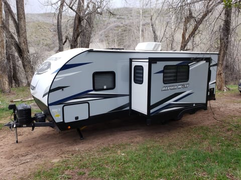 2022 Forest River RV Cherokee Alpha Wolf 23DBH-L Towable trailer in West Valley City