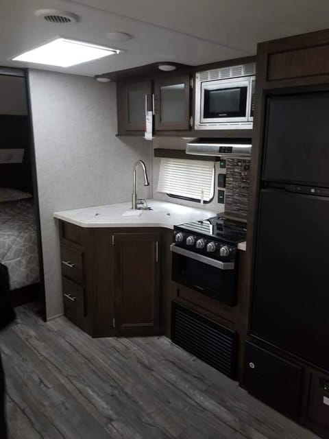 2018 Forest river Cherokee Towable trailer in Portage