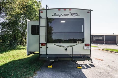 2015 Jayco Jay Flight 26RLS Towable trailer in Springdale
