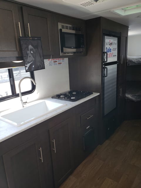 Forest River Salem Towable trailer in Corona