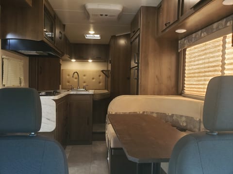 2018 Coachmen RV Freelander 20CB  Ford Transit Drivable vehicle in Schaumburg