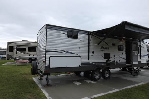 Double Bunkhouse! Towable trailer in Bartlett