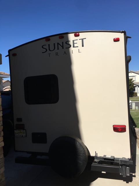2017 Sunset Trails St330bh Towable trailer in Corona