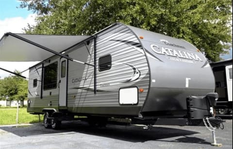 Joel's Clean and Safe RV to Get Away Towable trailer in Chesapeake