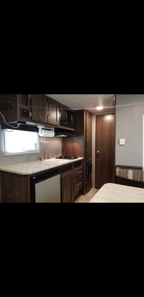 ★Bunks★Queen★Exit 407 Towable trailer in Sevierville