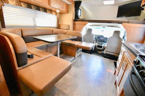 Breeze! Quick Response - 2018 26ft Winnebago Fully Equipped & Ready! Fahrzeug in Sun Valley