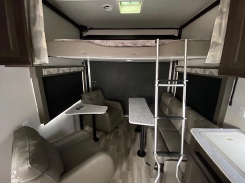 2020 Forest River Cruise Lite Toyhauler Towable trailer in Wenatchee