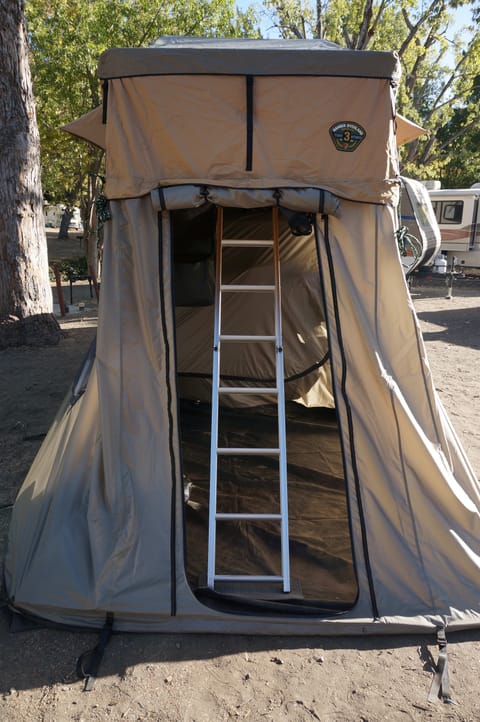 Experience Glamping on a Jeep's Rooftop Tent! Campervan in Upland