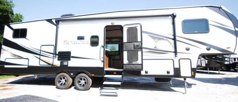 2017 Heartland Sundance XLT Bunkhouse Towable trailer in Gray