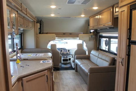 Awesome-Fully stocked RV for a perfect adventure! Drivable vehicle in North Las Vegas