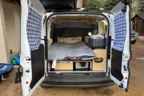 The PERFECT Camper Van! Fully Stocked, High MPGs Campervan in Green Valley North