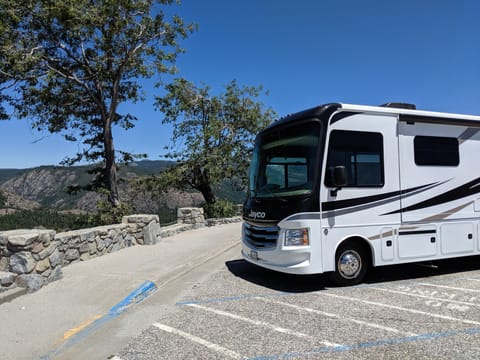 2019 Jayco Alante Sleeps 8 Comfy! Bunkhouse! Kids! Drivable vehicle in Fort Collins