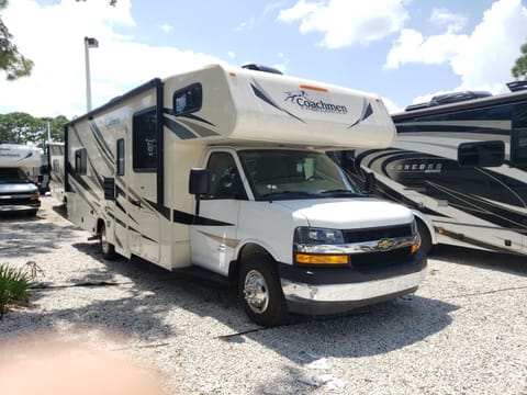 2020 Coachmen RV Freelander 27QB Chevrolet 4500 Drivable vehicle in Munhall