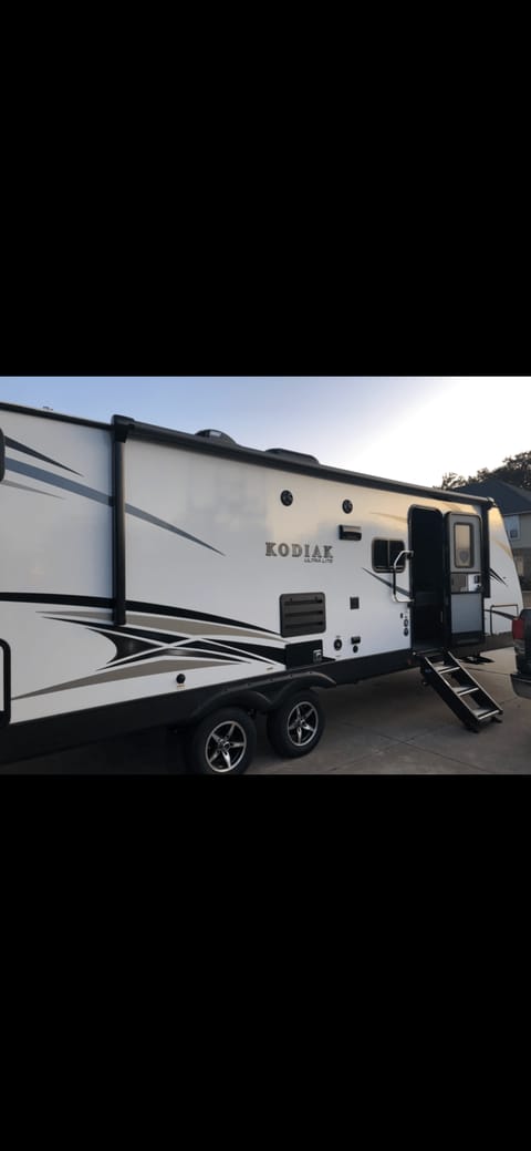 2020 Dutchmen RV Kodiak 283BHSL Express KODY 2 Towable trailer in Norman