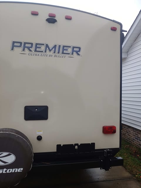 2019 Keystone RV Premier Ultra Lite 22RBPR Towable trailer in Socastee
