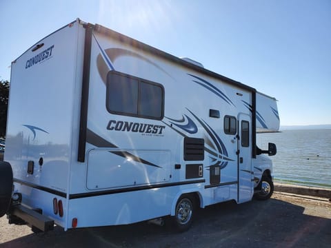 Safe family escape with a mint RV Drivable vehicle in Union City