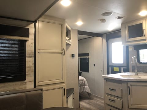 2020 Jayco Jay Feather 27BH Towable trailer in Casa Grande