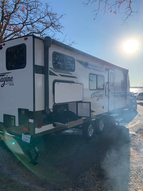 2021 Grand Design Imagine Xls 23BHE bunkhouse Towable trailer in Lewisville