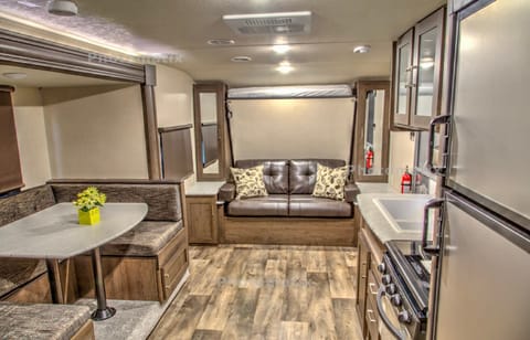 2017 Forest River RV Salem Cruise Lite 230BHXL Towable trailer in Zephyrhills