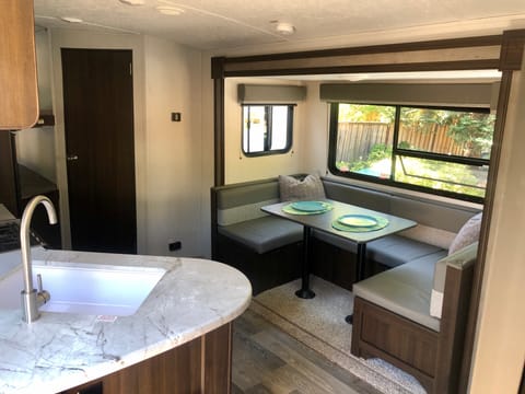 "Trixie" bunk bed, pet friendly & master bedroom Towable trailer in El Dorado Hills