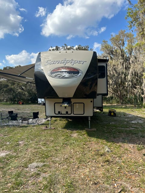 2018 Forest River RV Sandpiper 383RBLOK Towable trailer in Lakeland