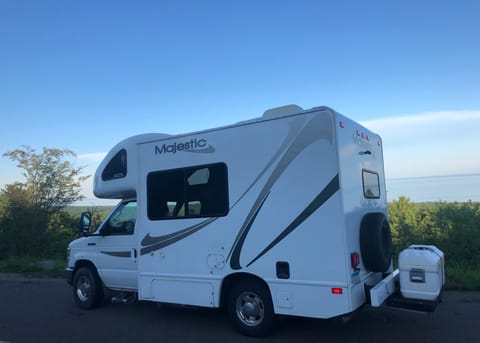 2011 Four Winds RV Four Winds 19G Drivable vehicle in Duluth
