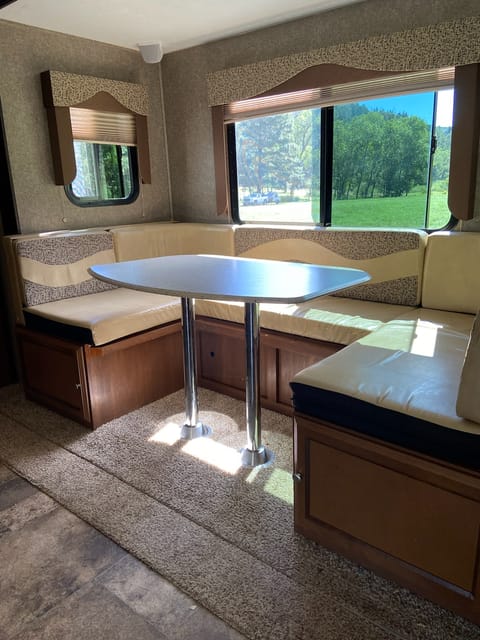 2015 Coachmen RV Freedom Express 248RBS Towable trailer in Roswell