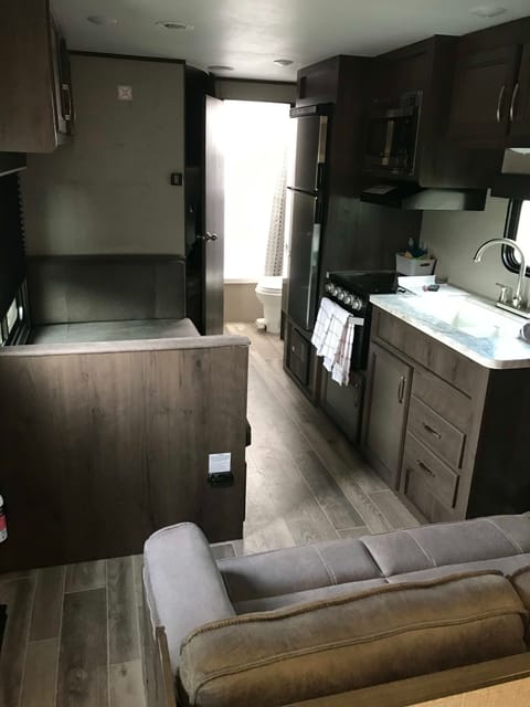 2021 Jayco Jay Flight 26BH Towable trailer in Perry Township