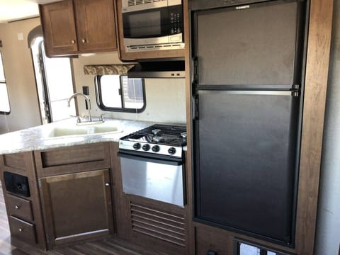 2018 Keystone Hideout Tráiler remolcable in Poway