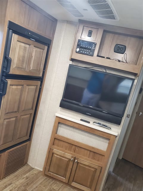 2018 Forest River RV Flagstaff Micro Lite 25FKS Towable trailer in Plantation Key