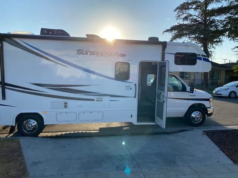 2021 Forest River RV forest river 2850SLE Drivable vehicle in Orange