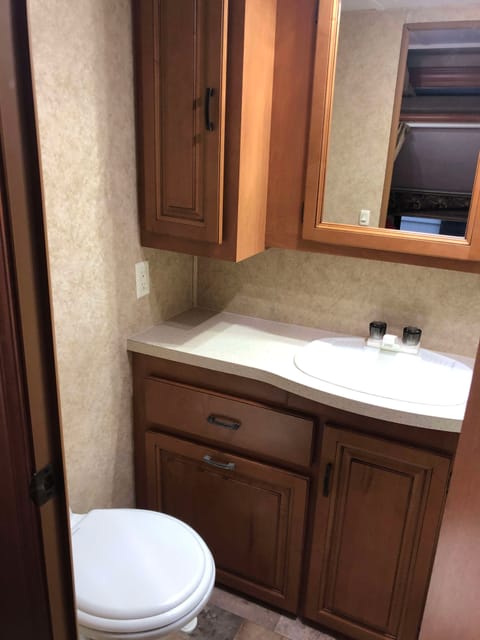 2015 Forest River RV Sunseeker 3170DS Ford Drivable vehicle in Westbrook