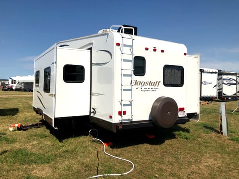2014 Flagstaff Classic Superlite 8528BHWS (FLOSSY) Towable trailer in Rapid City