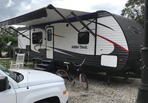 2015 Dutchmen RV Dutchmen Aspen Trail Towable trailer in Garden City