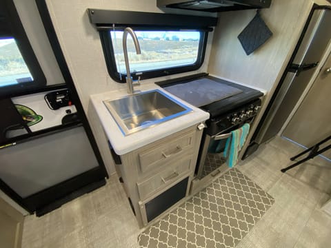 2021 Forest River RV Rockwood Geo Pro 20BHS Towable trailer in Lakewood