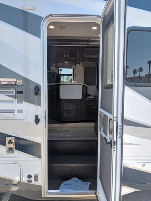 2019 Forest River RV Sunseeker 3250s Drivable vehicle in Fillmore