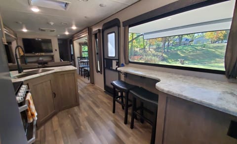 2020 Forest River RV Vibe 33RK Remorque tractable in Beaver Lake