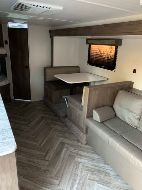 2021 Forest River RV Salem Cruise Lite 26BHXL Towable trailer in Pahrump