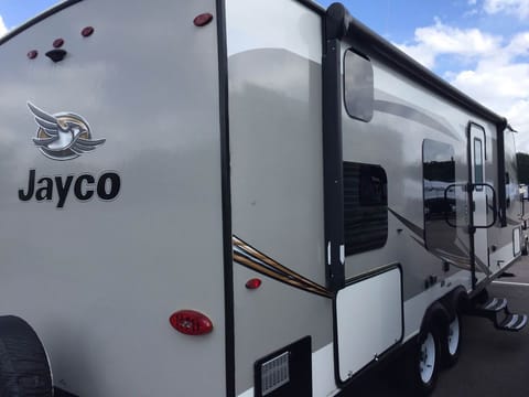 2019 Jayco Jay Flight 26BH Towable trailer in Bayshore Gardens